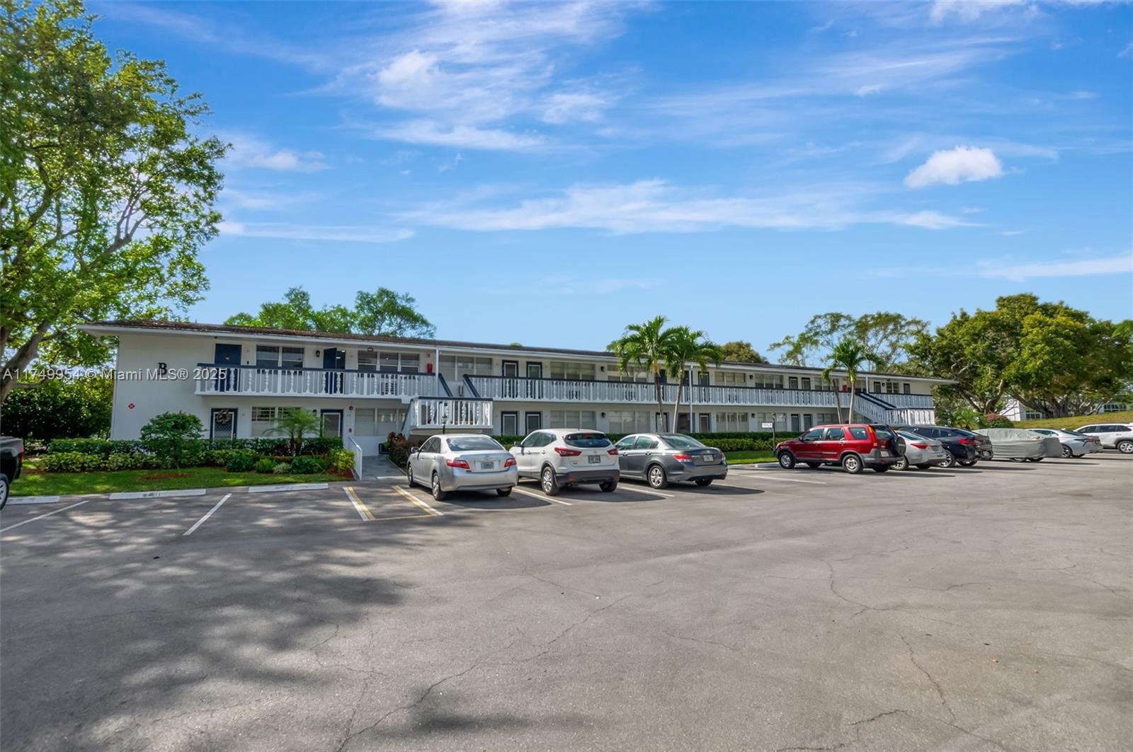 32 Keswick B 32, Deerfield Beach, Broward County, Florida - 1 Bedrooms  
1 Bathrooms - 