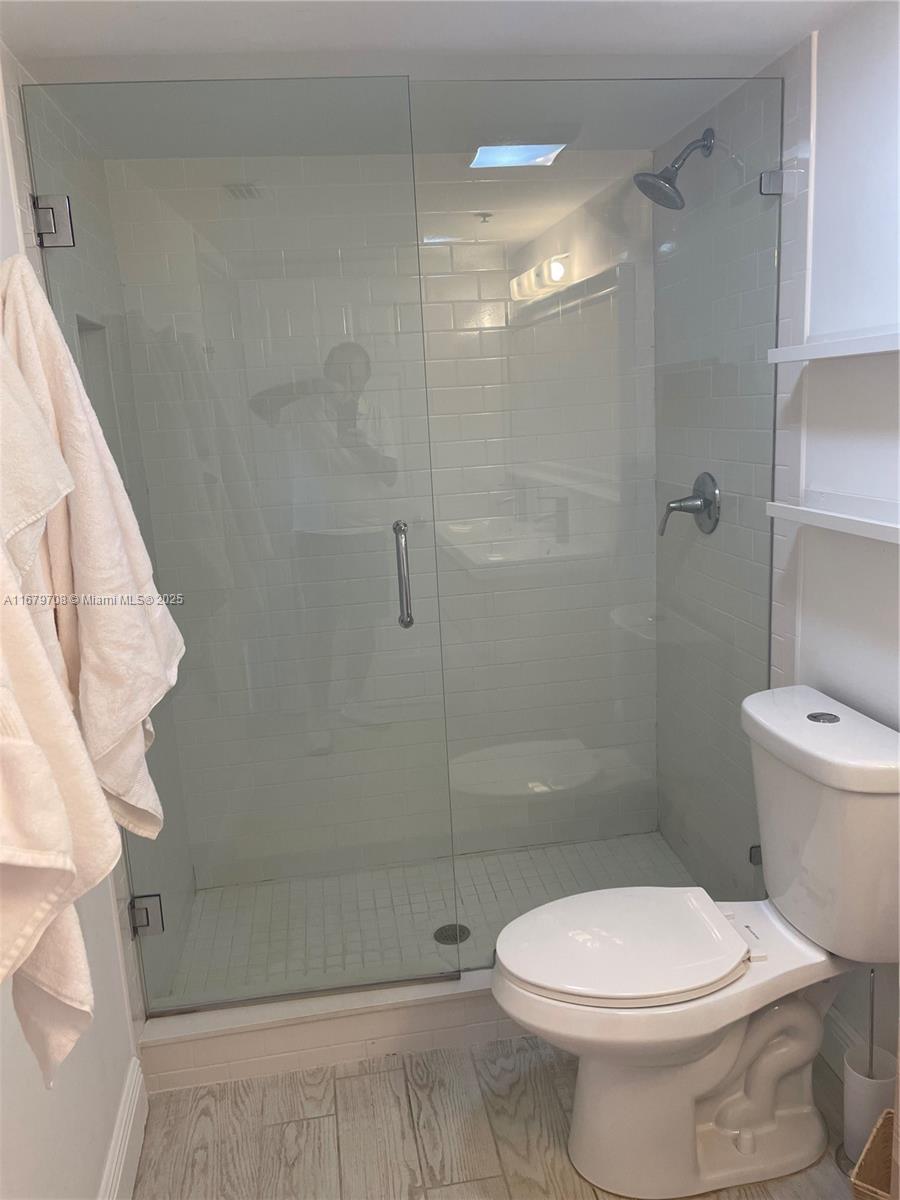 JUPITER BAY EAST CONDO - Residential