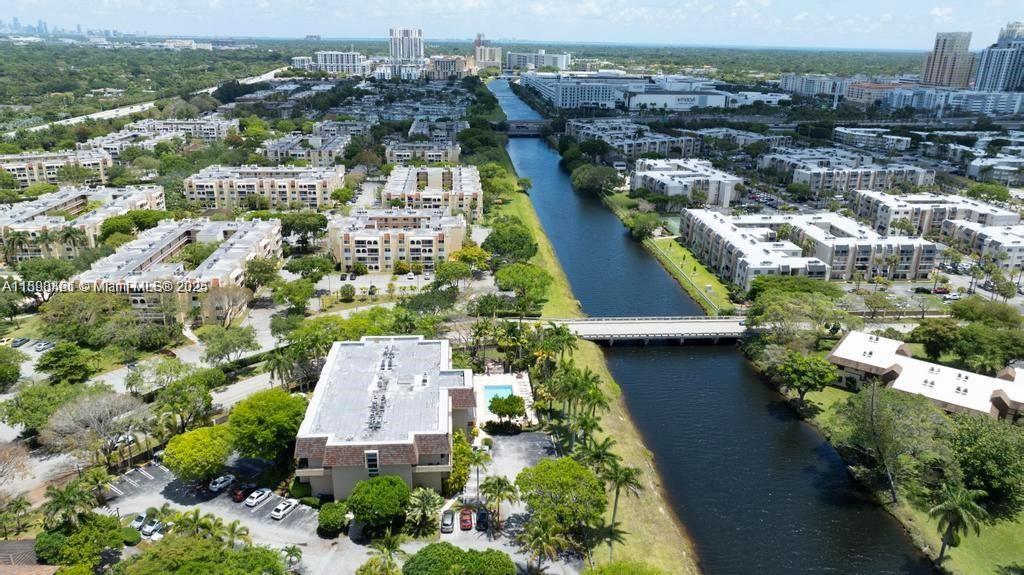 CAMINO CIRCLE CONDO - Residential