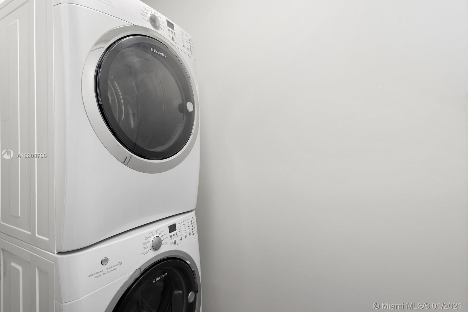 OCEANA BAL HARBOUR CONDO - Residential