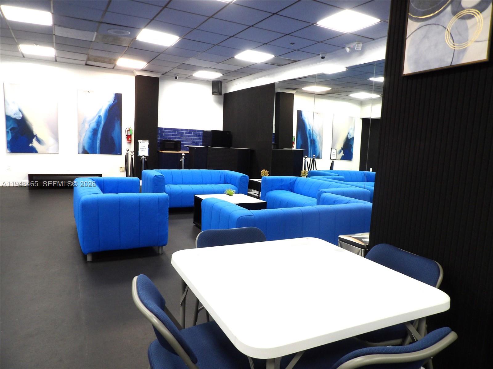 VENETIA CONDO - Residential