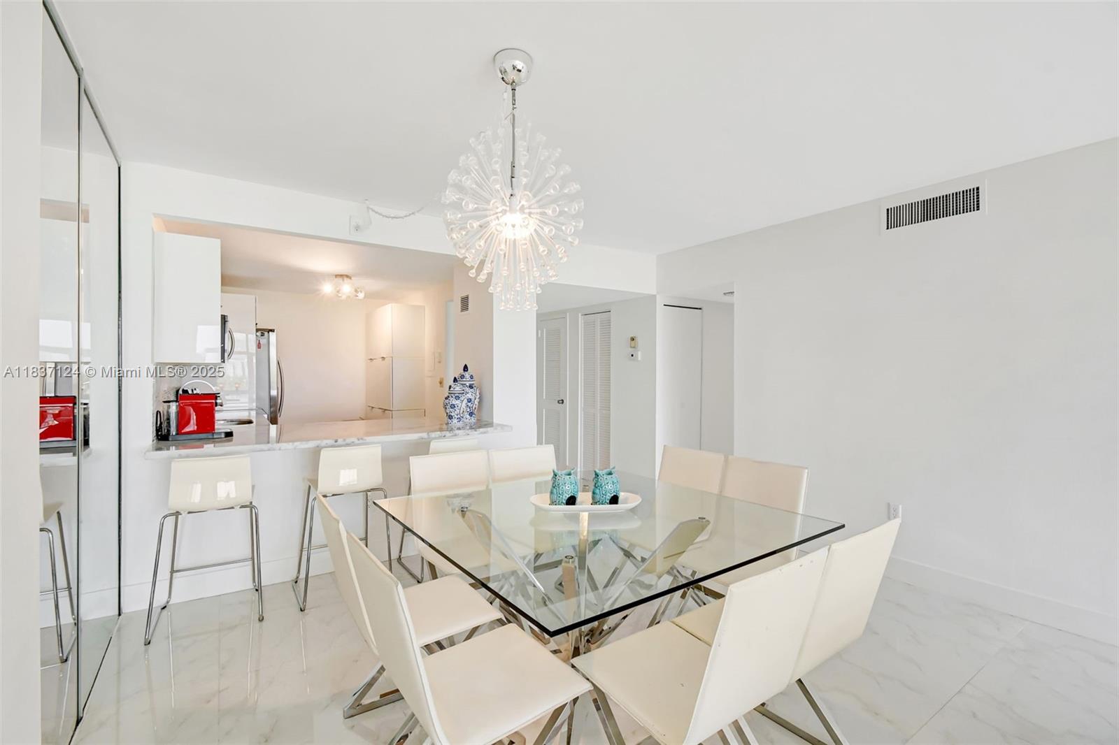 BONAVIDA CONDO - Residential