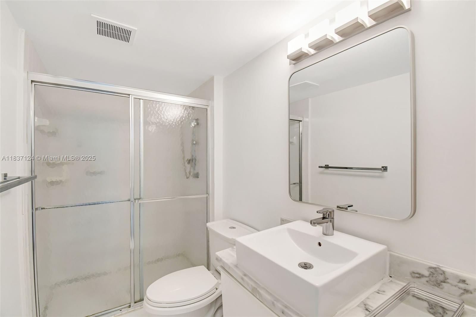 BONAVIDA CONDO - Residential