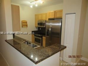 6001 SW 70th St 250