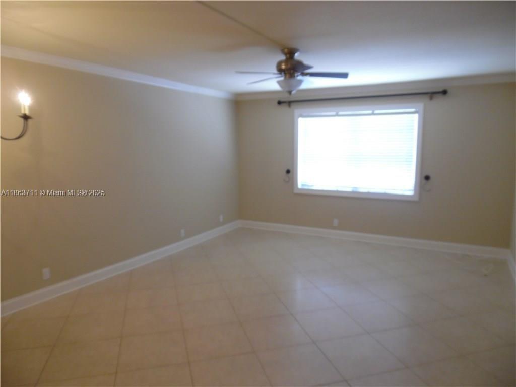 1881 Middle River Dr 605