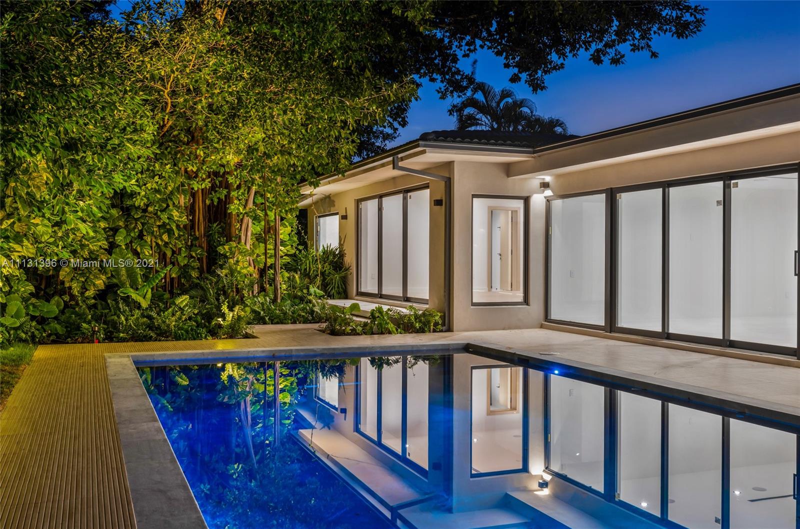 BAY HEIGHTS - Residential