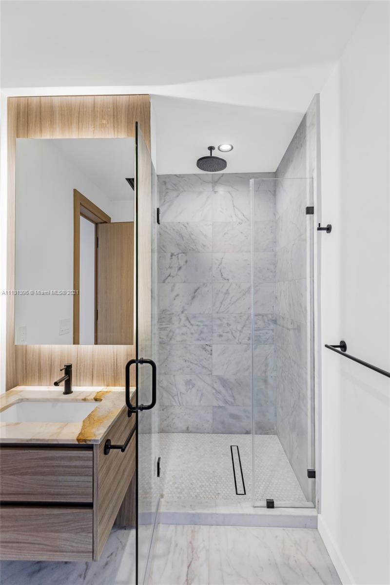 BAY HEIGHTS - Residential