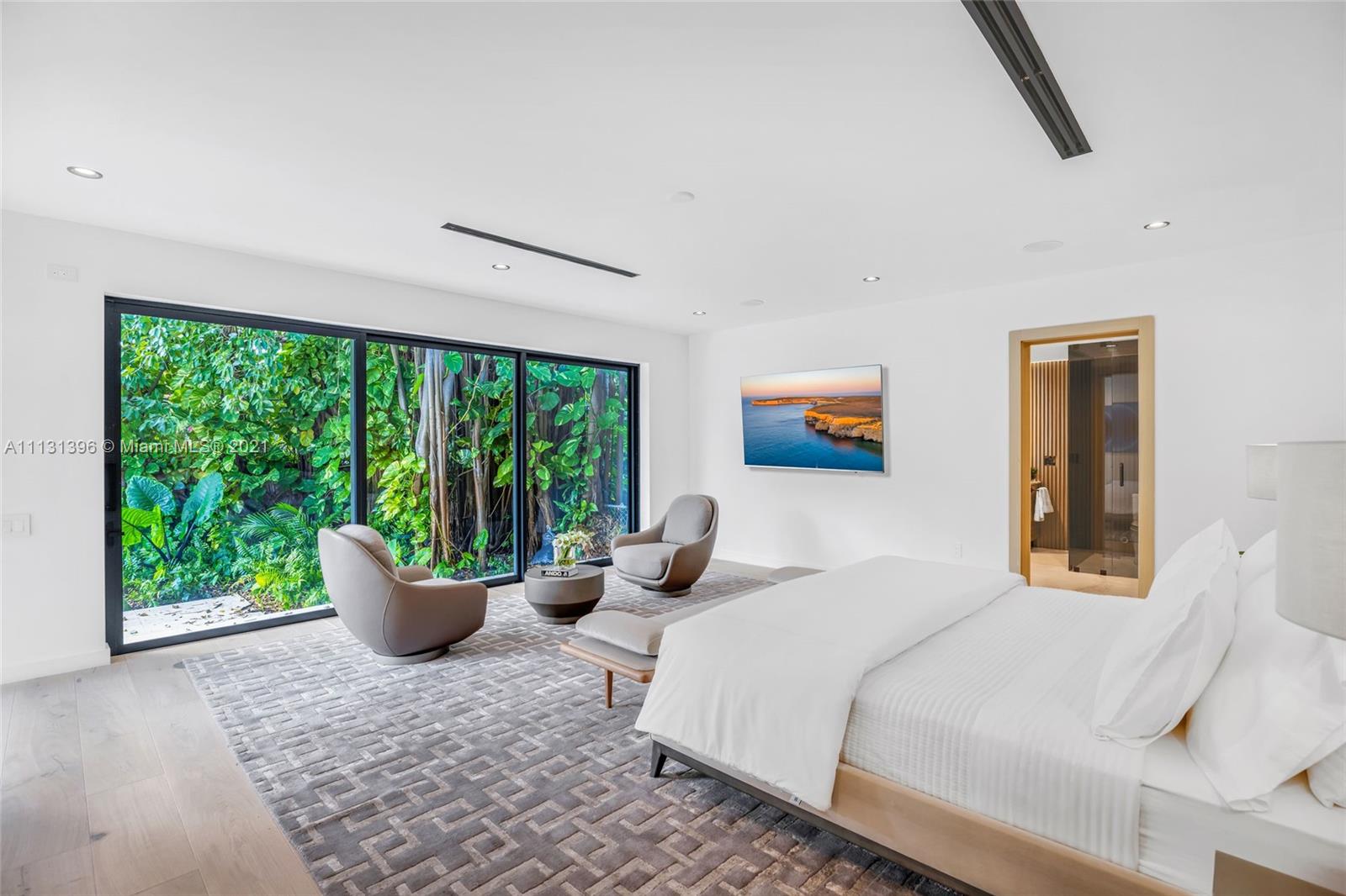 BAY HEIGHTS - Residential