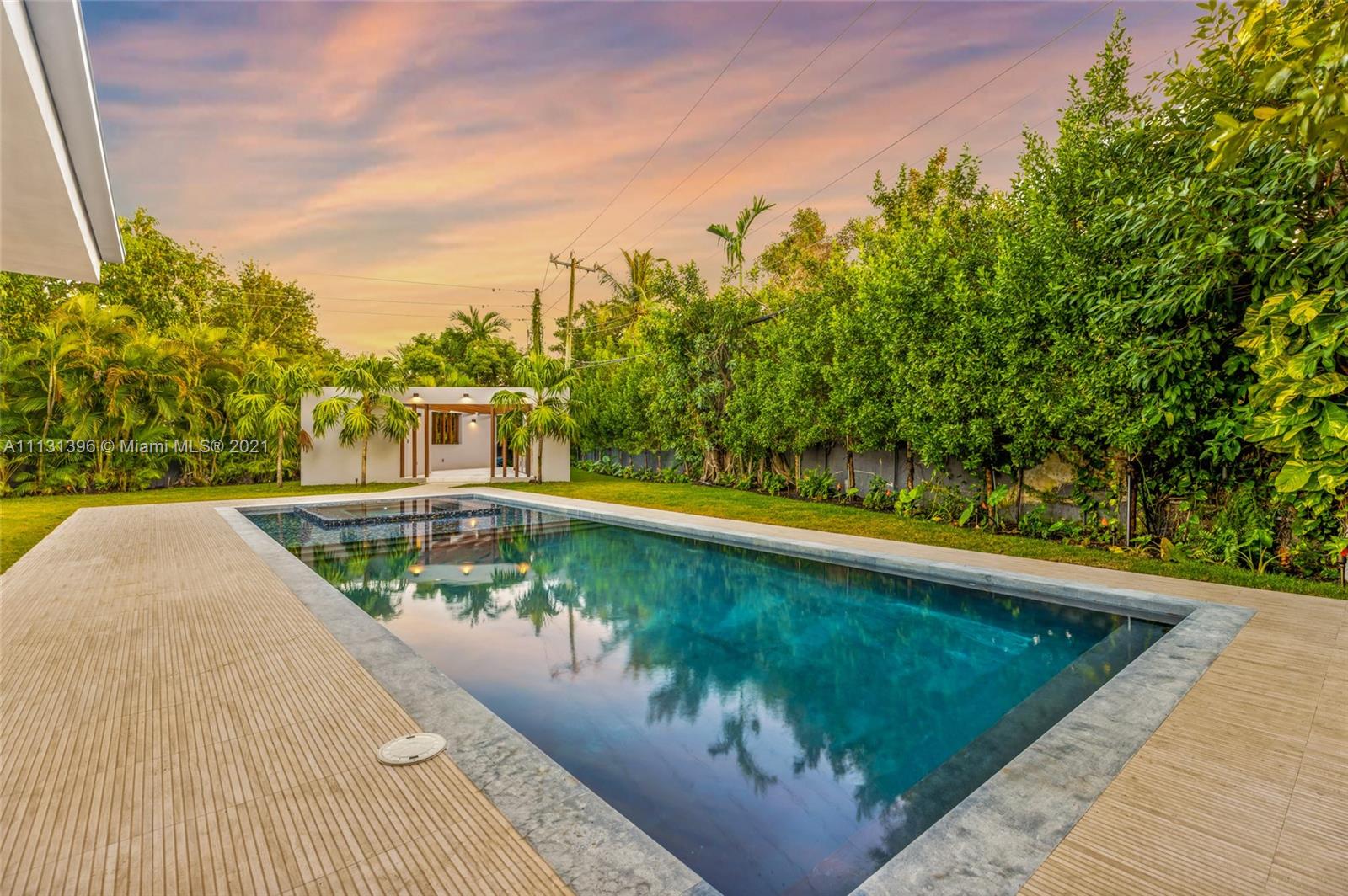 BAY HEIGHTS - Residential