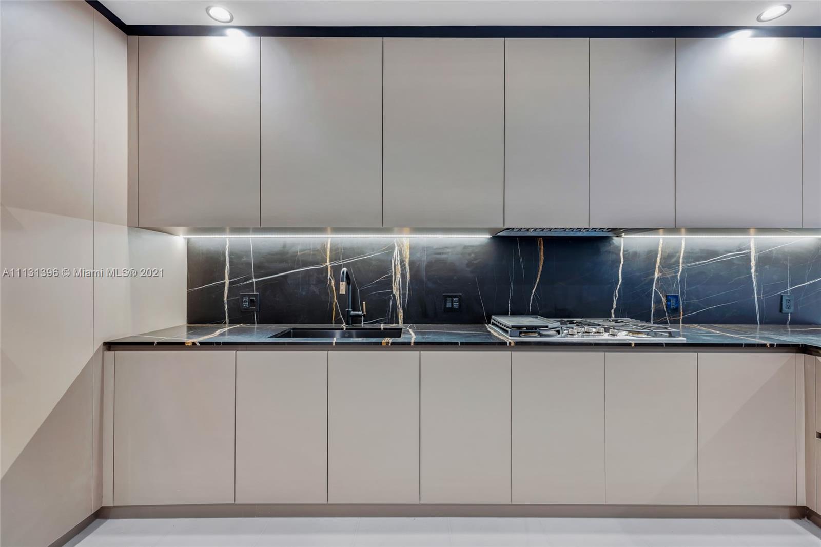 BAY HEIGHTS - Residential