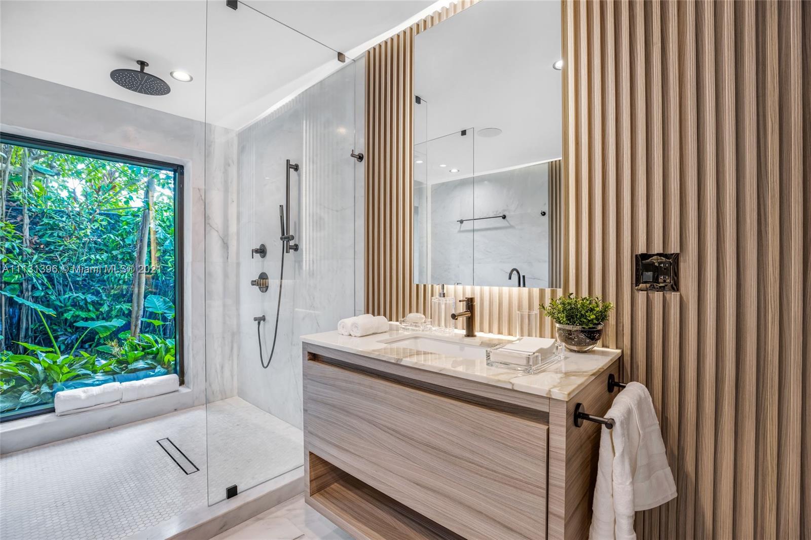 BAY HEIGHTS - Residential