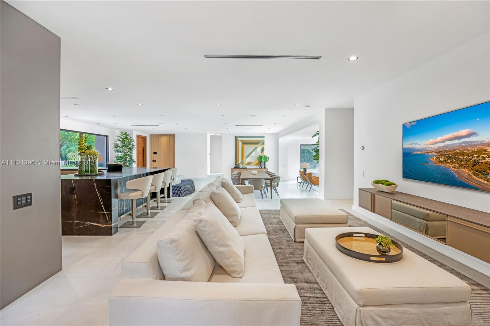 BAY HEIGHTS - Residential