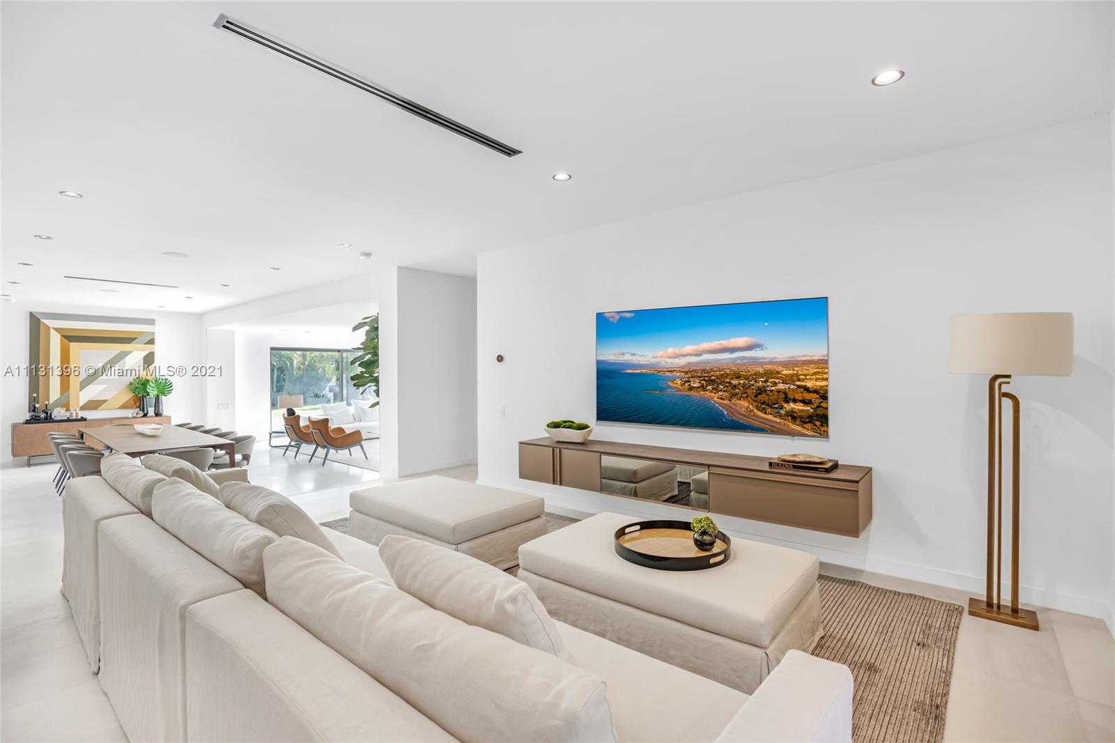 BAY HEIGHTS - Residential