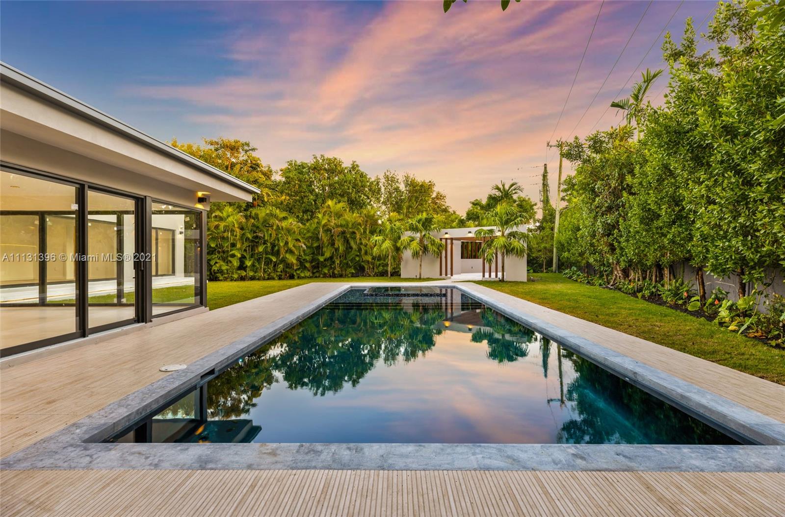 BAY HEIGHTS - Residential