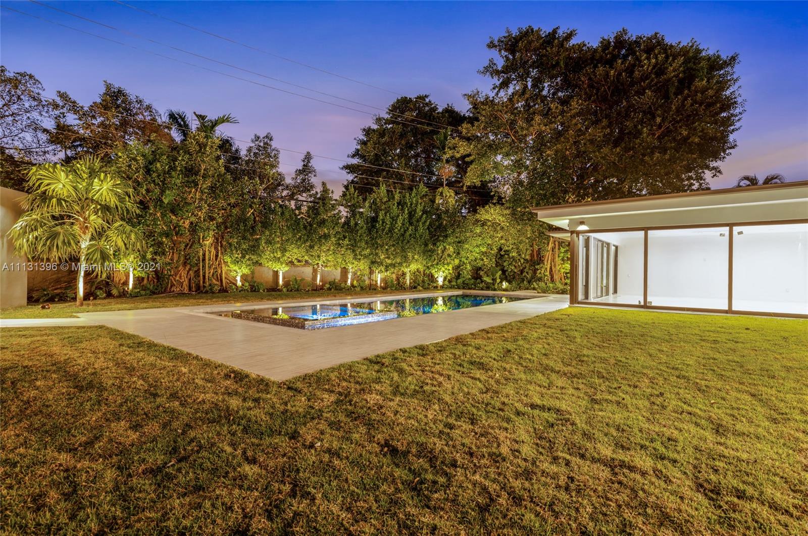 BAY HEIGHTS - Residential