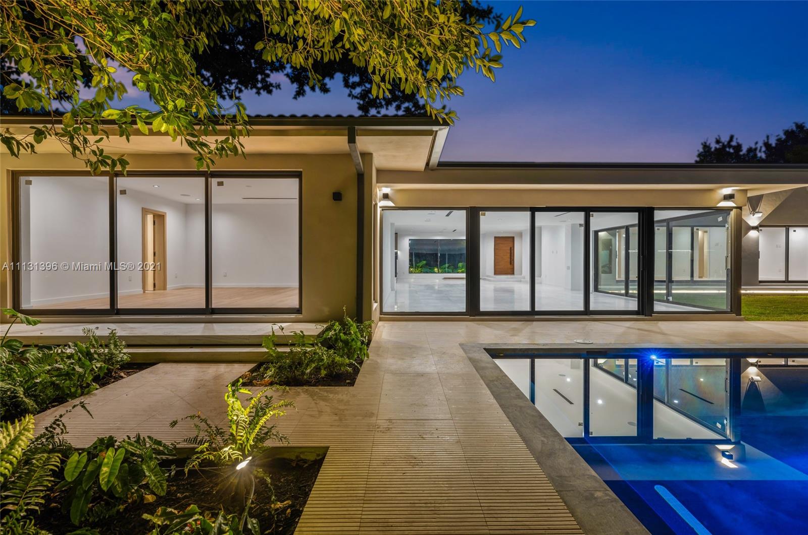 BAY HEIGHTS - Residential