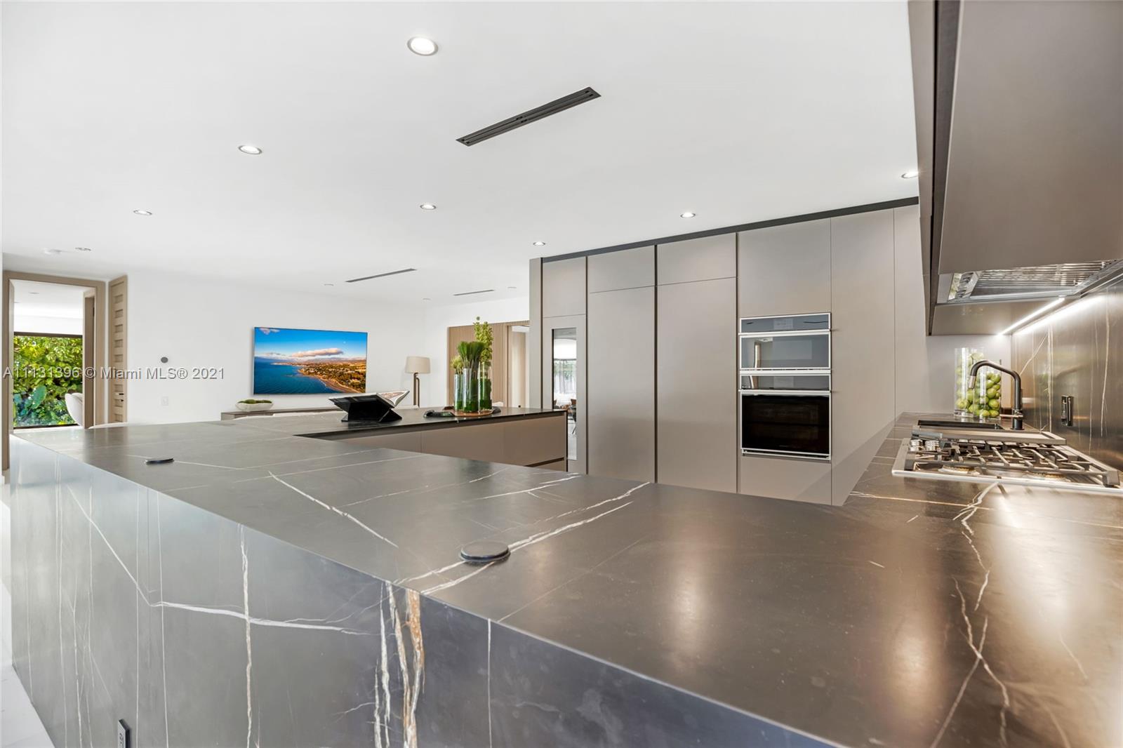 BAY HEIGHTS - Residential