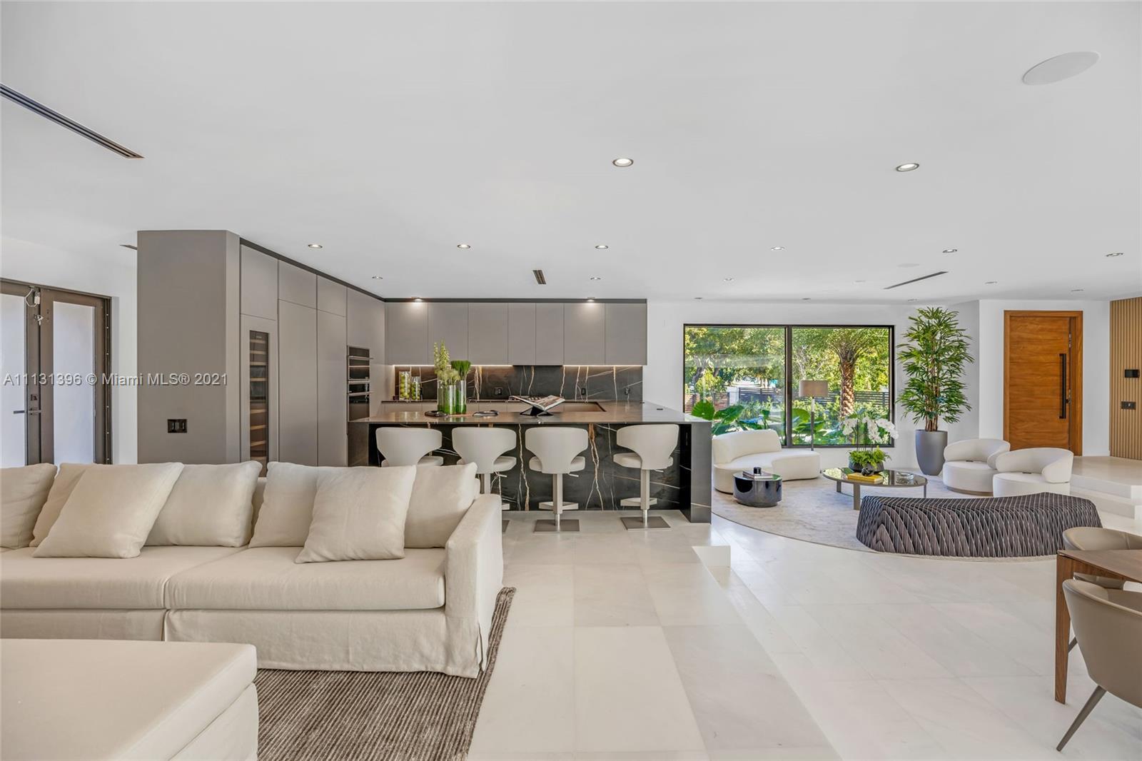 BAY HEIGHTS - Residential