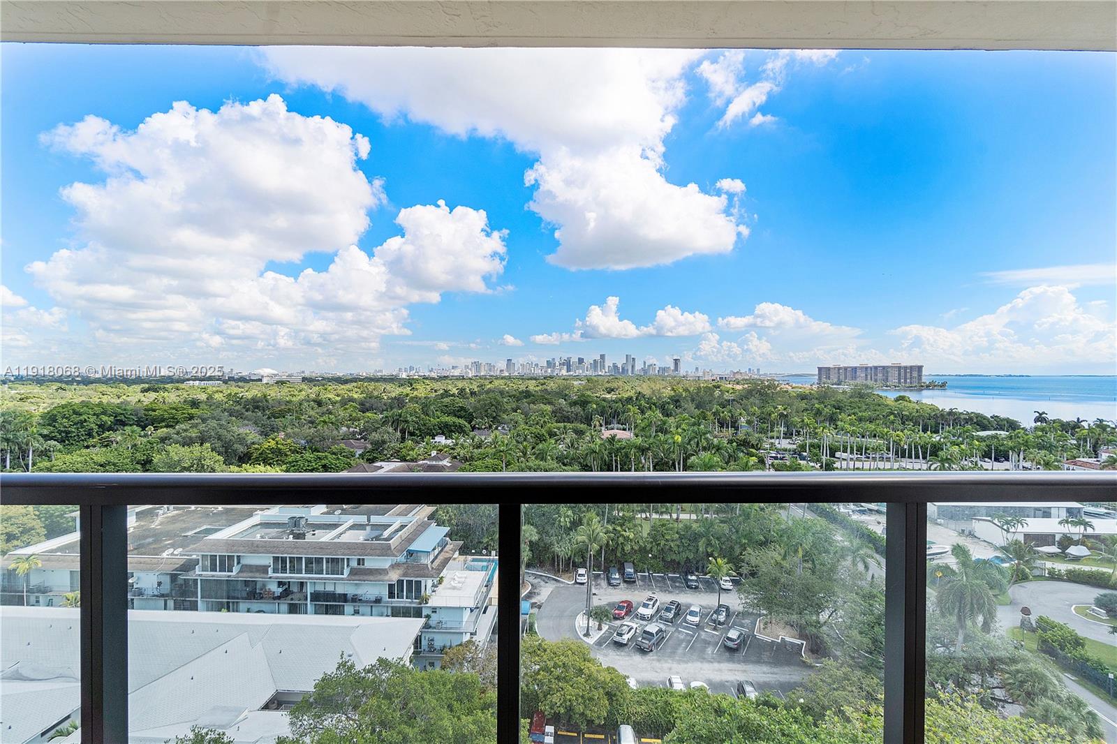 2575 S Bayshore Dr 15B