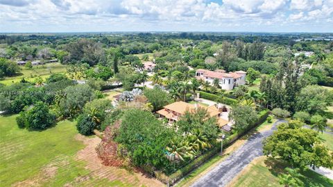 A home in Davie