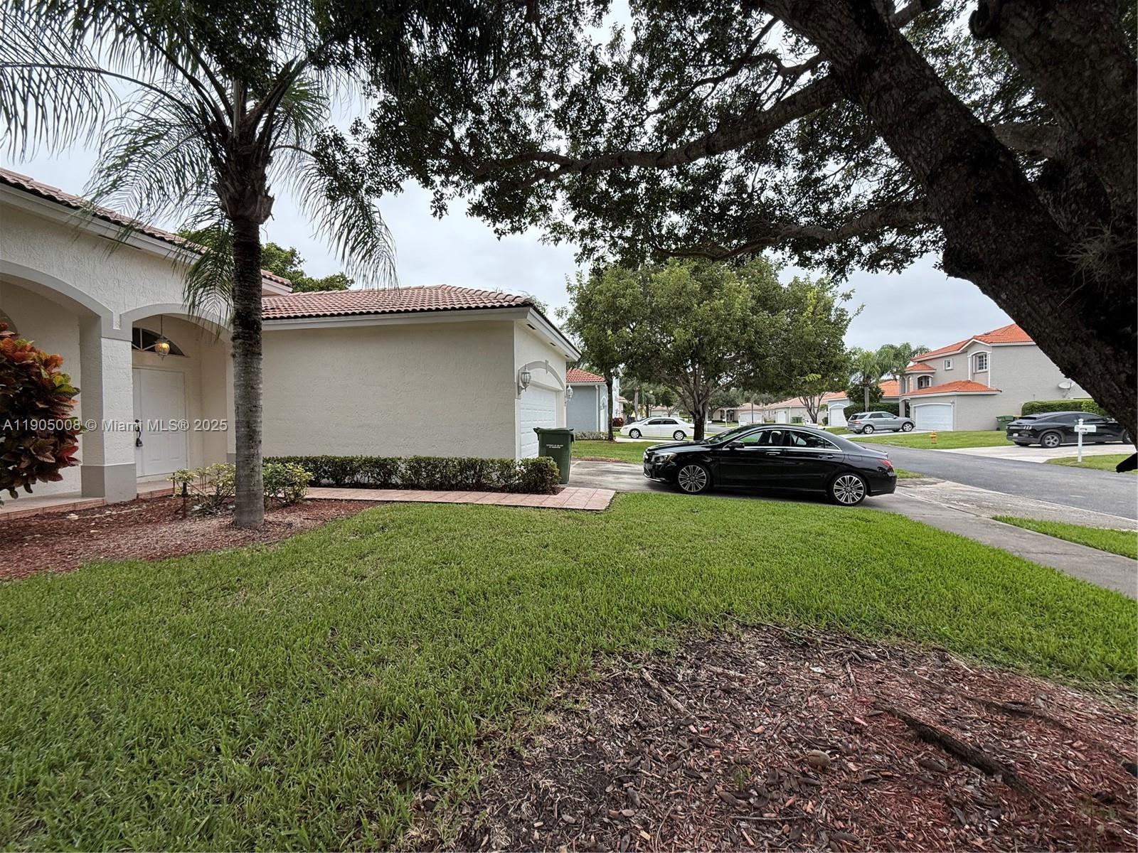 KEYS-GATE NO 1 - Residential