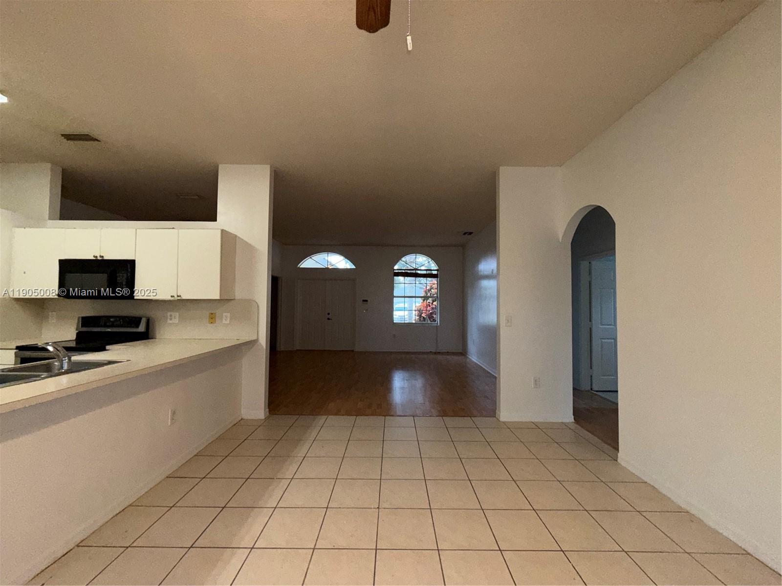 KEYS-GATE NO 1 - Residential