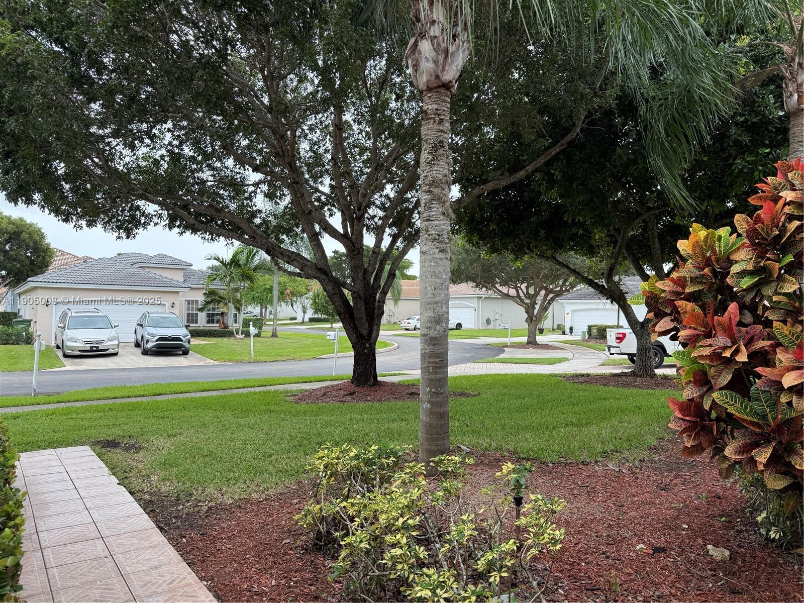 KEYS-GATE NO 1 - Residential