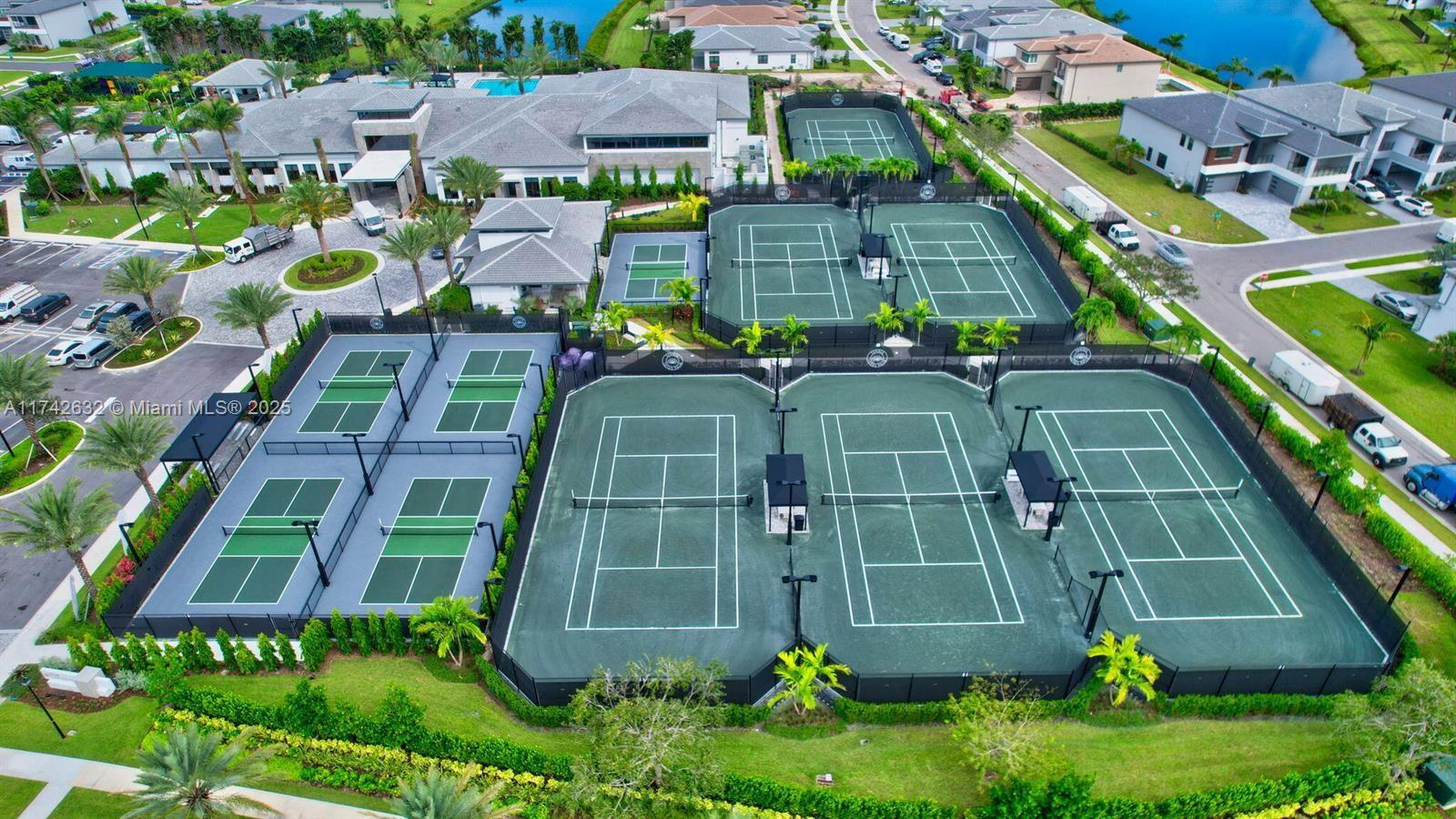 LOTUS PALM - Residential