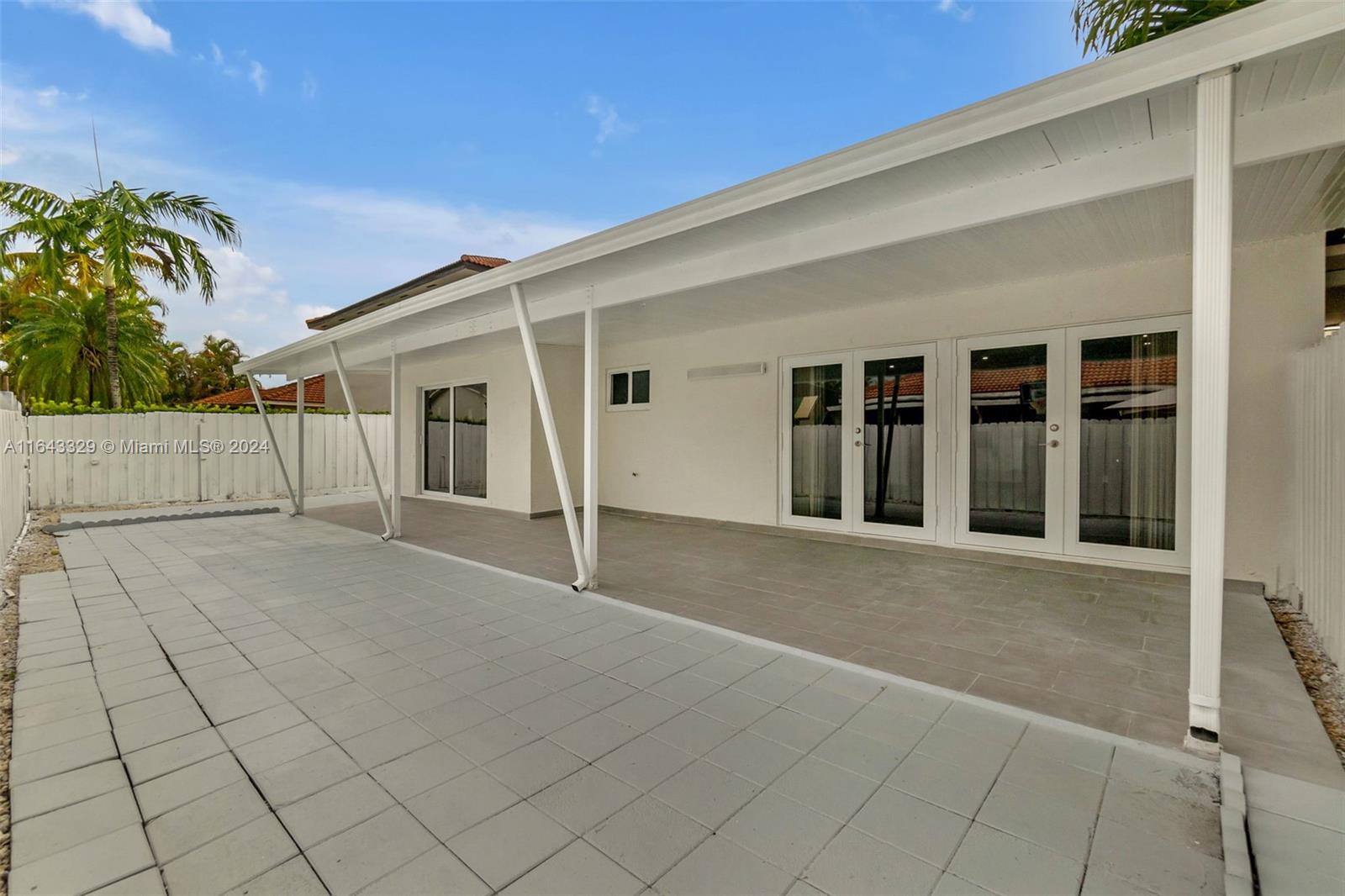 WEST LAKES GARDENS ESTATE - Residential Lease