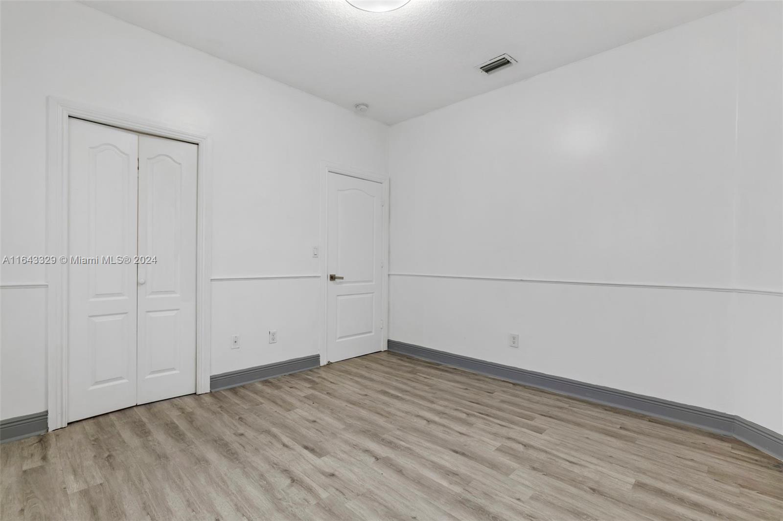 WEST LAKES GARDENS ESTATE - Residential Lease