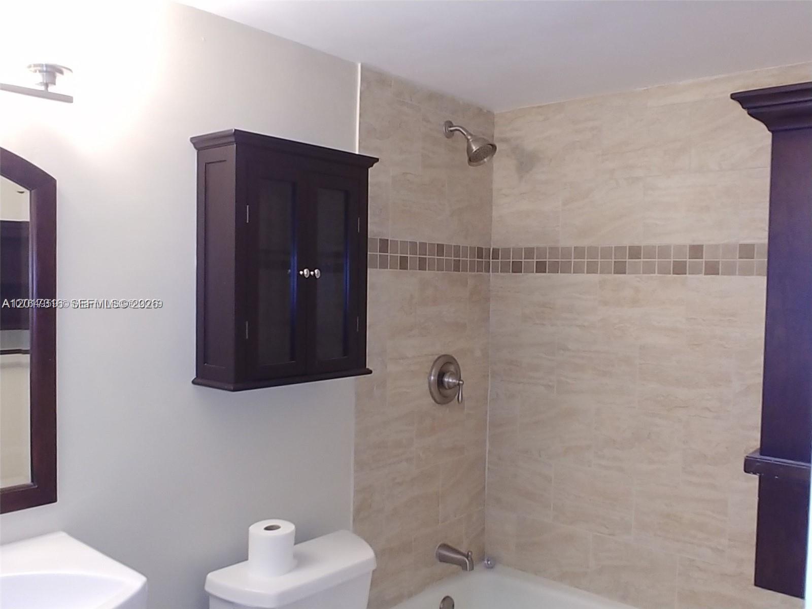 TENNIS CLUB JOHNSTON COND - Residential