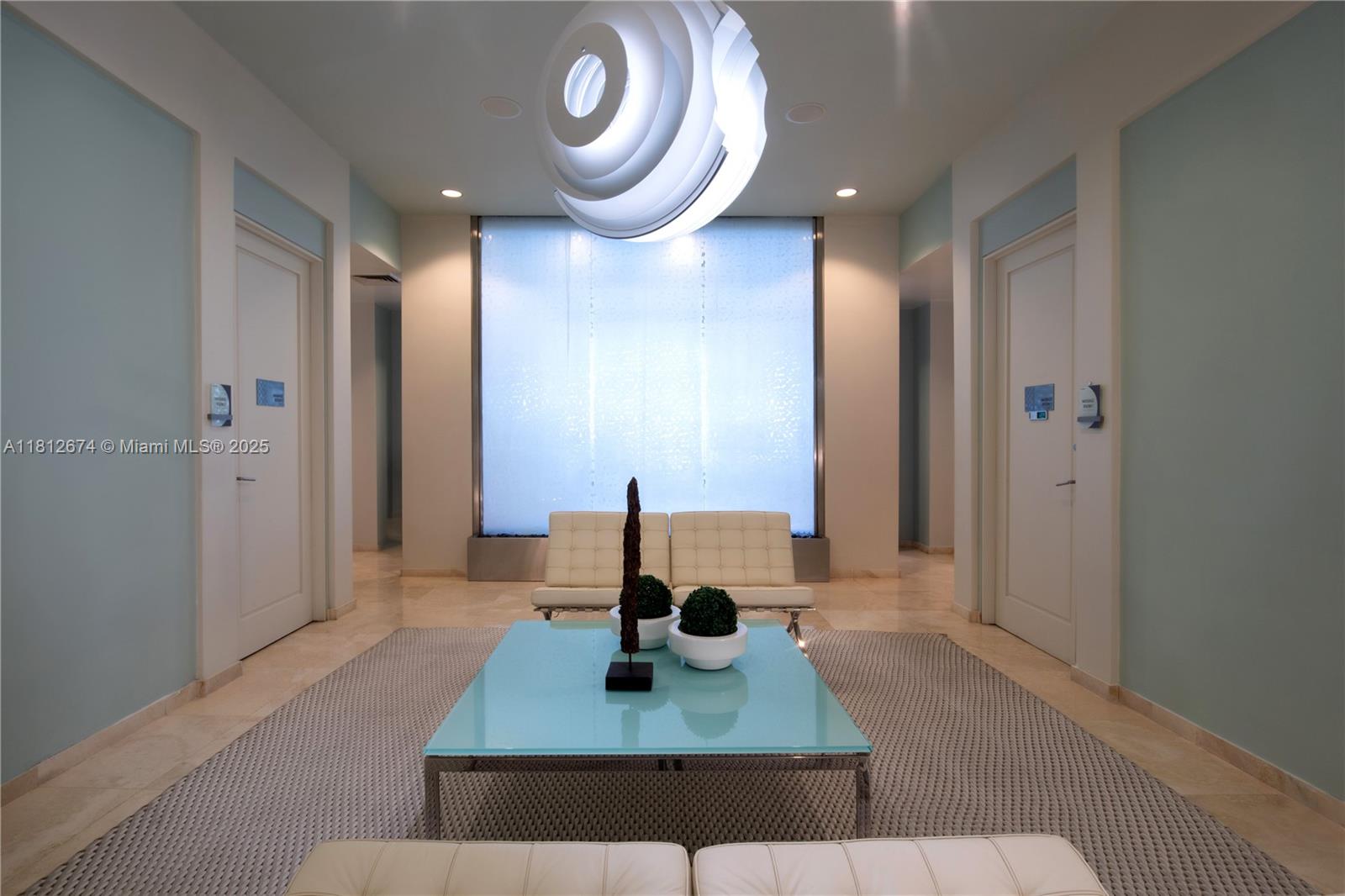 HARBOUR HOUSE - Residential