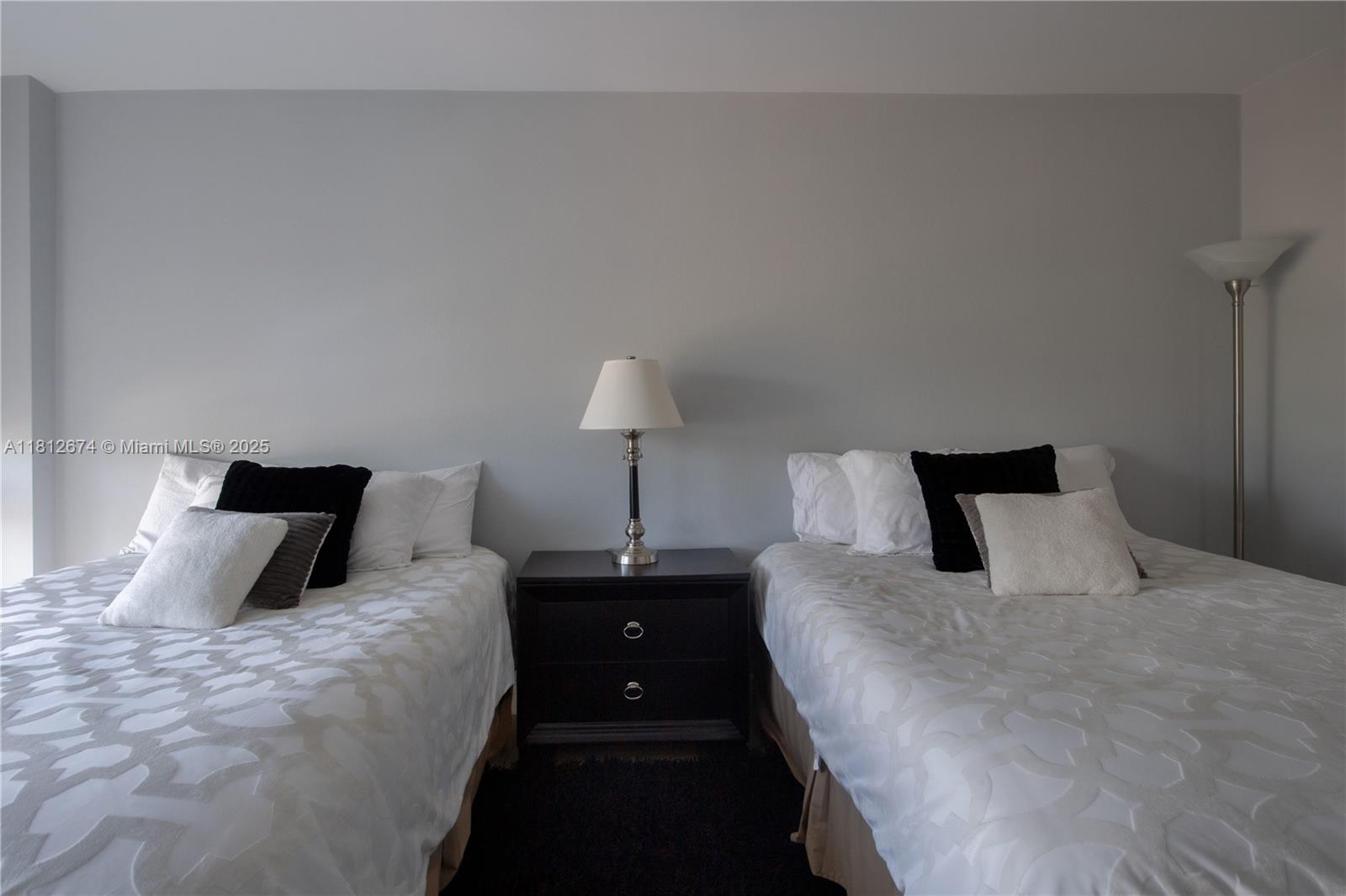 HARBOUR HOUSE - Residential