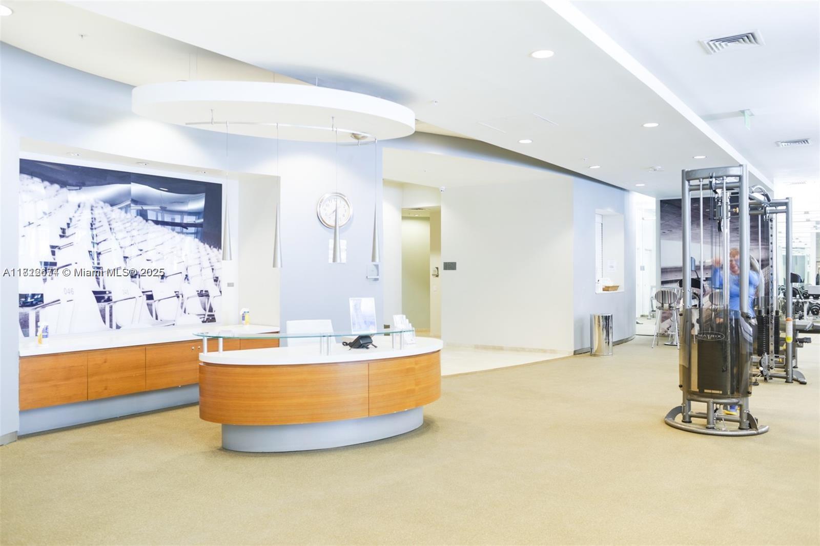 HARBOUR HOUSE - Residential