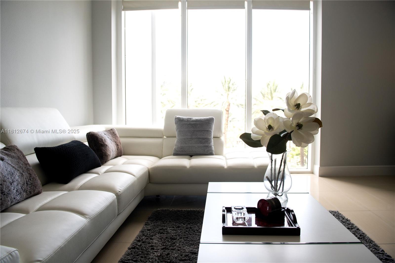 HARBOUR HOUSE - Residential