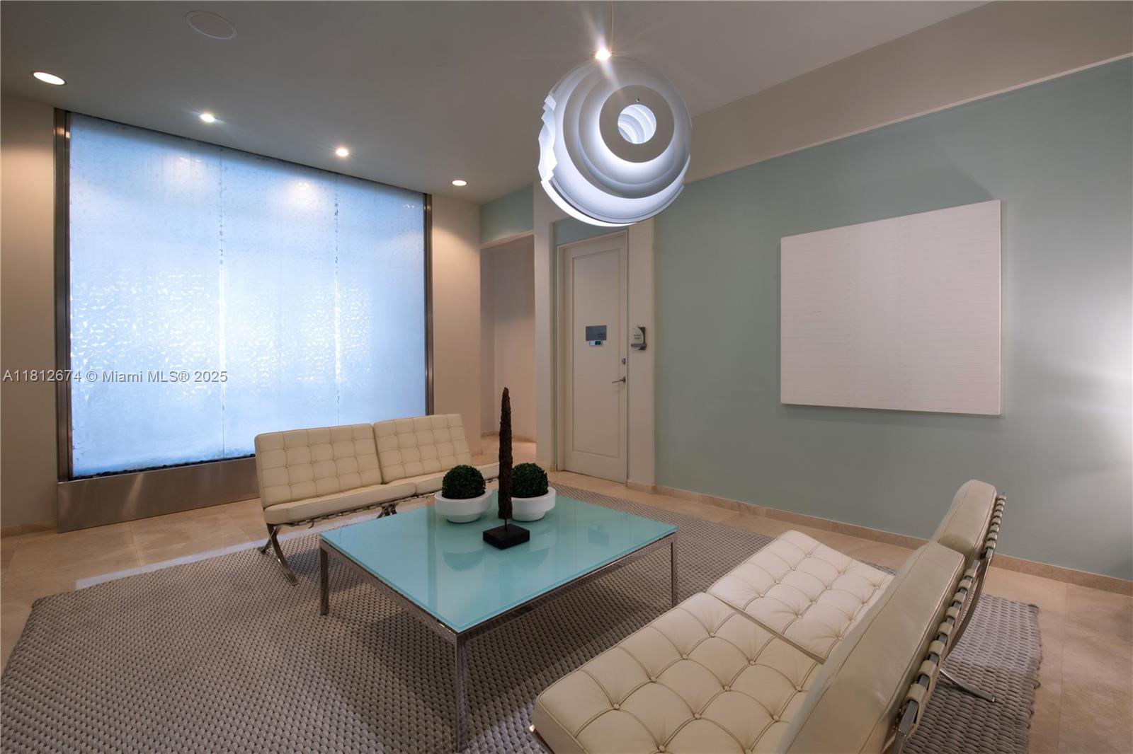 HARBOUR HOUSE - Residential