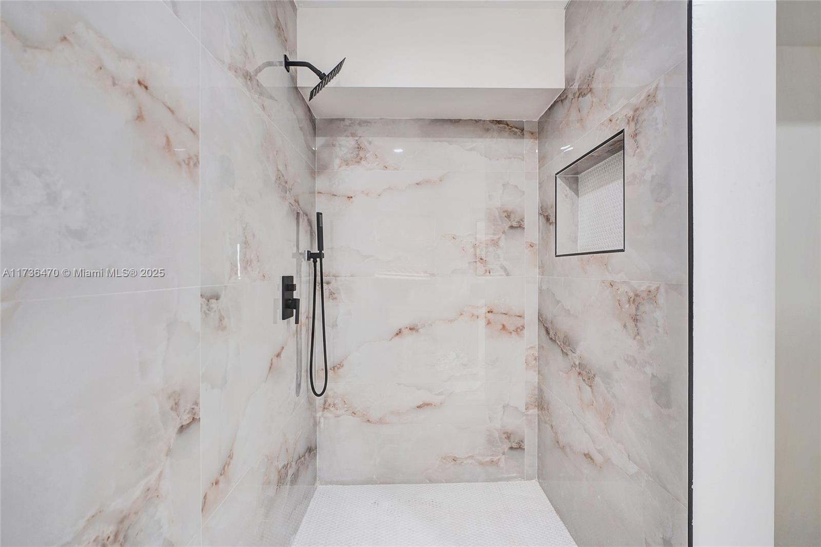 DIXIE VIEW - Residential