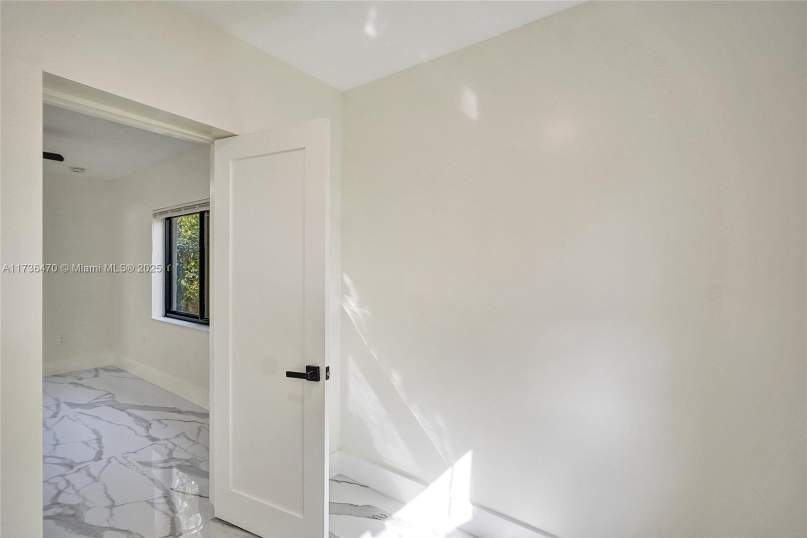 DIXIE VIEW - Residential