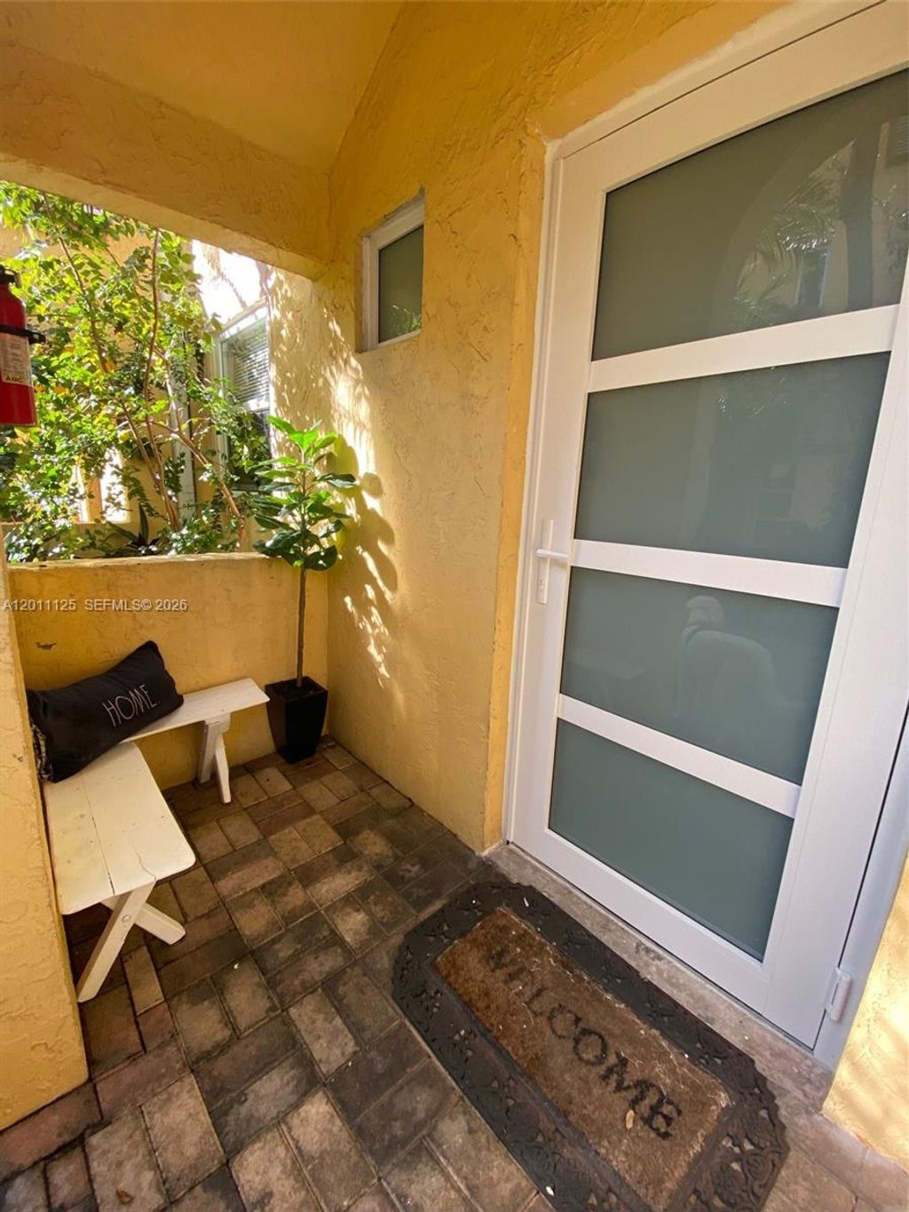 Photo of 101 NE 8th Ave #3, Fort Lauderdale, FL 33301 (MLS # A12011125)