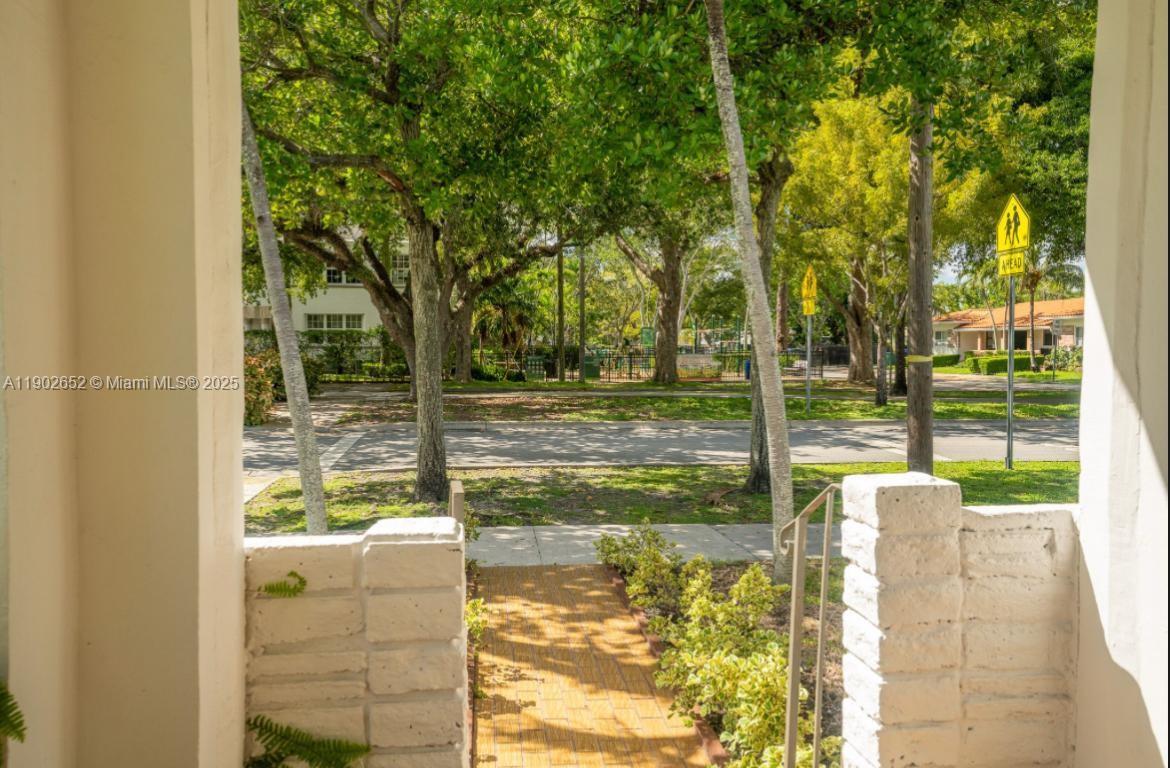 EAST SHENANDOAH - Residential Lease