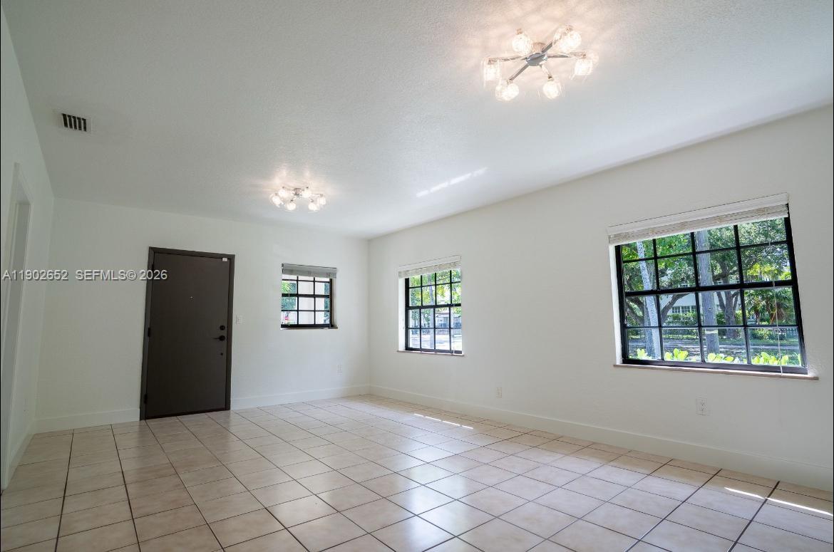 EAST SHENANDOAH - Residential Lease