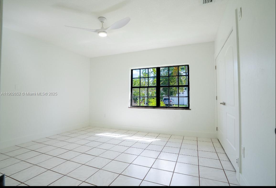 EAST SHENANDOAH - Residential Lease