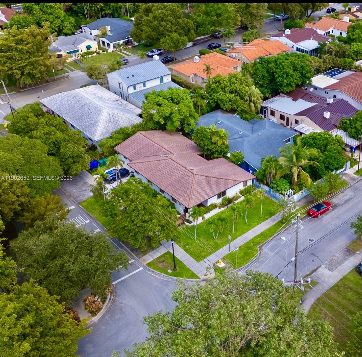 EAST SHENANDOAH - Residential Lease