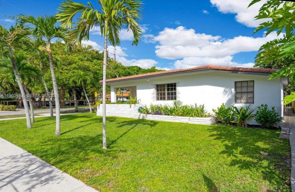 EAST SHENANDOAH - Residential Lease