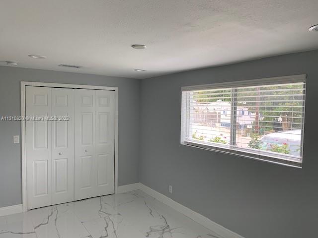 LARGO GARDENS - Residential Lease