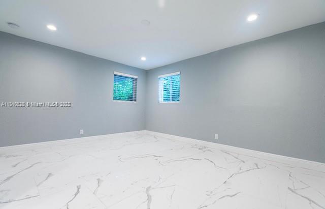 LARGO GARDENS - Residential Lease