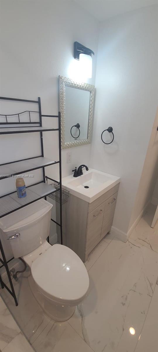 LARGO GARDENS - Residential Lease