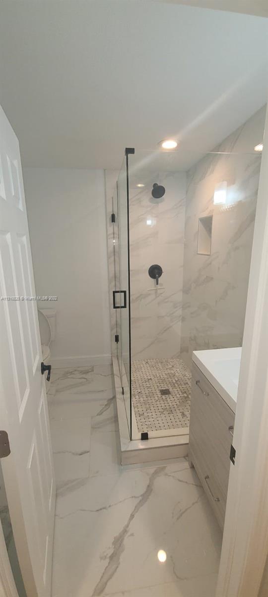 LARGO GARDENS - Residential Lease