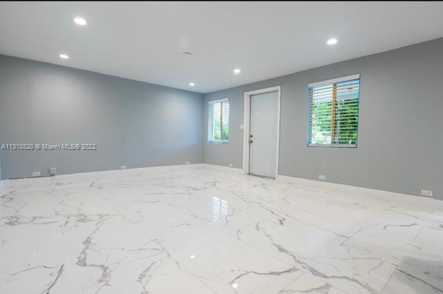 LARGO GARDENS - Residential Lease