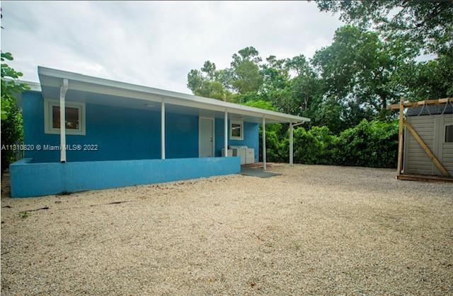 LARGO GARDENS - Residential Lease